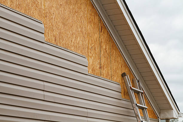 Professional Fiber Cement Siding technician working in Quincy, PA